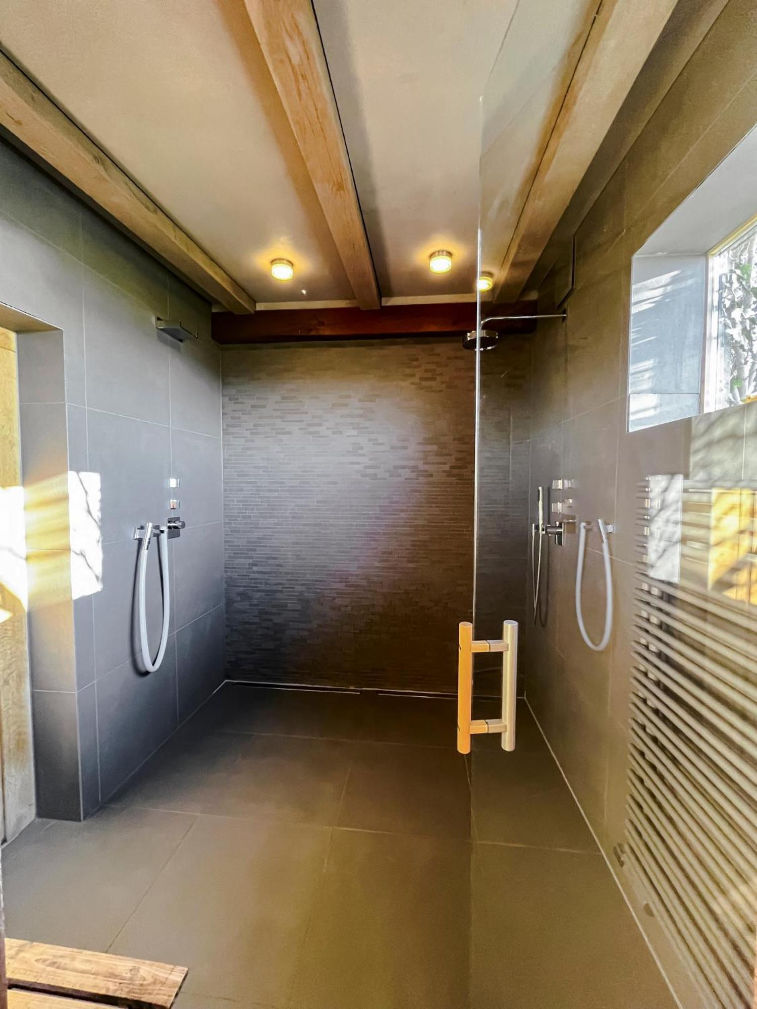 Peeneblick - Traumhaus In Exklusiver Direktlage Am Wasser Mit Eigenem Bootssteg Fuer 8 Personen Rankwitz Ngoại thất bức ảnh